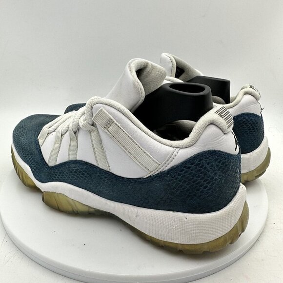 Nike Air Jordan 11 XI Retro Low Men Size 8 Shoes Snakeskin Navy CD6846-102 - Picture 3 of 13
